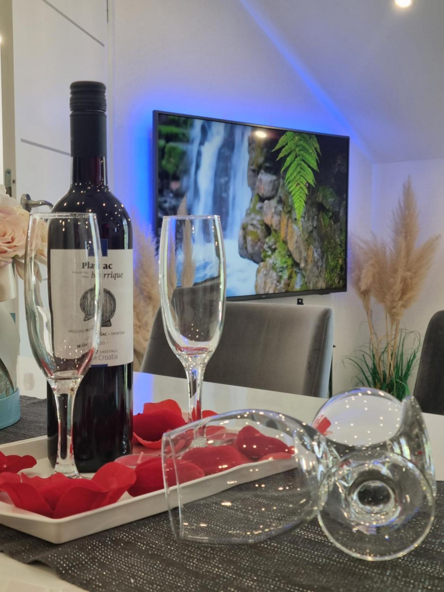 Luxury Apartment Megy Otočac Екстериор снимка