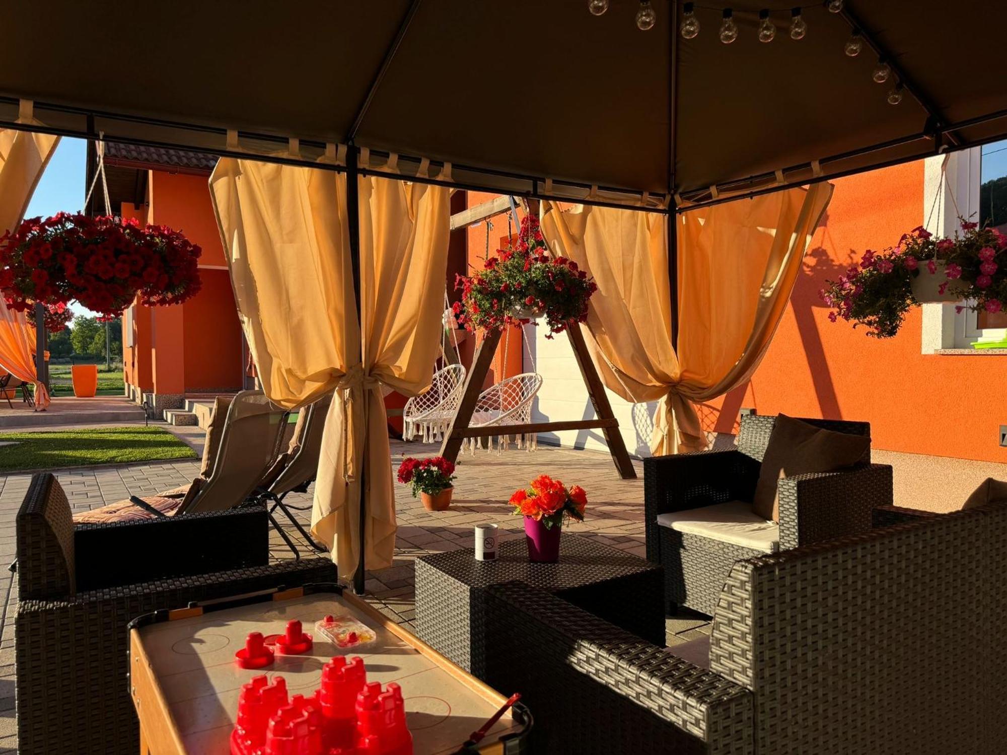 Luxury Apartment Megy Otočac Екстериор снимка